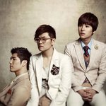 나가수+아이돌 열풍 불구 주간차트 1위..<b>top</b>10 안 4곡 싹쓸이