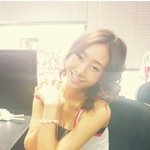 지나, 과감한 하의<b>실종</b>