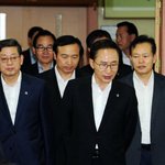 “나라가 온통 비리투성이…” <b>질타</b>에 야당 “마치 자기는 깨끗하듯...