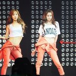 최근 허리가 한줌이라는 '소녀시대' 윤아