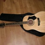 3개월전에 학원샘한테 산 기타가....메이드인 차이나 (사진있음)