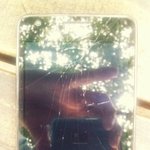 갤럭시s2 첫날에 세상<b>하직</b>,,,(사진 有)