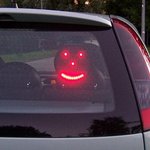 차 뒷유리에 달면 재밌을 것 같은 '이모티콘 <b>led</b>'