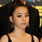 스모키 <b>화장</b>이 예쁘게 어울리는 여자 연예인들