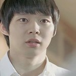 부끄러워서 다리가 후달후달 거리네요