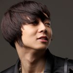 눈웃음이 귀여운 남자 멤버,가수