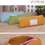 <b>심플</b>한 삼각 필통