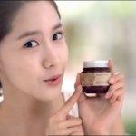 피부종결자 윤아의 화산송이<b>cf</b>