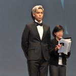 일본에 가서 <b>거인</b>이 된 한국 연예인들