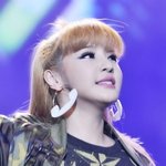 인공적으로 보이는 <b>2ne1</b> 박봄