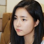 스모키 없는 연한 <b>화장</b>도 예쁜 여자 연예인