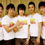 카시오페아랑 동방신기는..