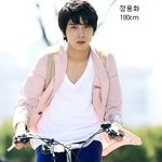 팀에서 <b>가장</b> 작은 남자 아이돌 멤버들