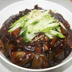 자장면 vs <b>짬뽕</b>