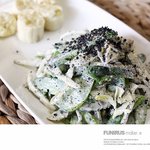 여름에 건강함과 상쾌함까지 먹을 수 있는 검은깨드레싱 <b>더덕</b>샐러드