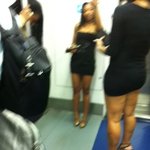 지하철에서 외국인여자들의 만행... 어떻게 하면 좋았을까요??