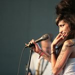 amy winehouse..고인의 <b>명복</b>을 빕니다..