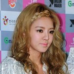 소녀시대 효연, <b>어색</b>한 모습