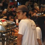 금욜날에 압구정<b>cgv</b> 점 투썸플레이스에서 소지섭씨 봣어요~ㅋㅋ