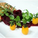 ~구워먹는 <b>할루</b>미 치즈와 닭 가슴살 삶은 비트~*