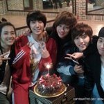 <b>b1a4</b>너무충격이햐;