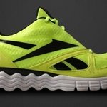 가요제 특집 속의 도니도니 형광색 운동화는?? 리복 <b>바이브</b>텍!!!