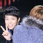 아이돌 멤버들의 귀여운 깨<b>방정</b> 사진들