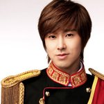 화장품 모델 된 유노윤호, <b>가상</b>포스터 등장