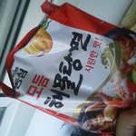 .....더러운 <b>농심</b> 라면,벌레 또나옴 사진 有