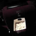 ★☆영화관 <b>좌석</b>에 팝콘놓는데좀 만들어주세요☆★