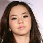 얼굴에 <b>점</b>이 있어 더 <b>매력</b>적인 연예인