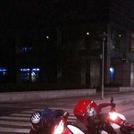 식어버린 치킨을 배달한다는것은 손님에 대한 <b>모욕</b>이지
