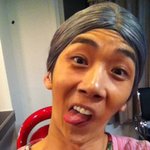 극과극을 보여주는 아이돌 가발 <b>착용샷</b>