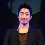 에릭 “법정스님, 구제 안 돼”…팬과 종교문제로 <b>설전</b>