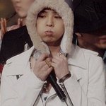 ♡권지용 볼에 <b>바람</b>났어~♬♡