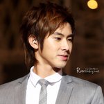 동방신기와 비스트 멤버구성의 <b>동일</b>성