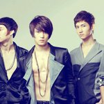 동방신기가 뉘집 개이름이에요?