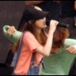 아이유,  <b>사복</b> 왜 저렇게 귀여워!!