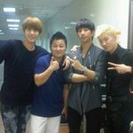 엠블랙 지오,슈퍼주니어 규현,박재범,<b>허각</b> 인증샷
