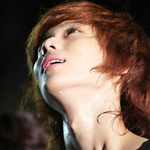 칭찬받아 마땅한 아이돌