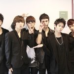 ★★걸그룹<b>치치</b> "비스트인사법도용"★★