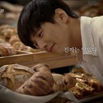 인간이길 포기한 듯한 원빈...............