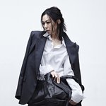 올가을 패션 아이콘, 김민희 가방 스타일 돋네(빈폴 준지백)