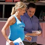 카메론디아즈 느닷없이 배부른 <b>산모</b>가 됐어~