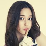 <b>쇼콜라</b> 티아, 15세에 벌써 화장품 모델?