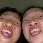 [수정, 사진有] 공공장소에서 웃긴사진 보지마세요;