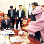 <b>운영</b>자 봐라 어차피 삭제될꺼 할말은 하자