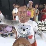 새벽 한시 동생놈에게 <b>머리끄덩이</b> 잡힌 사연