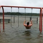 외국의 흔한 태풍, 홍수때의 <b>일상들</b>