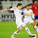 ‘제파로프 선제골’ 우즈벡, 일본과 1-1 무승부